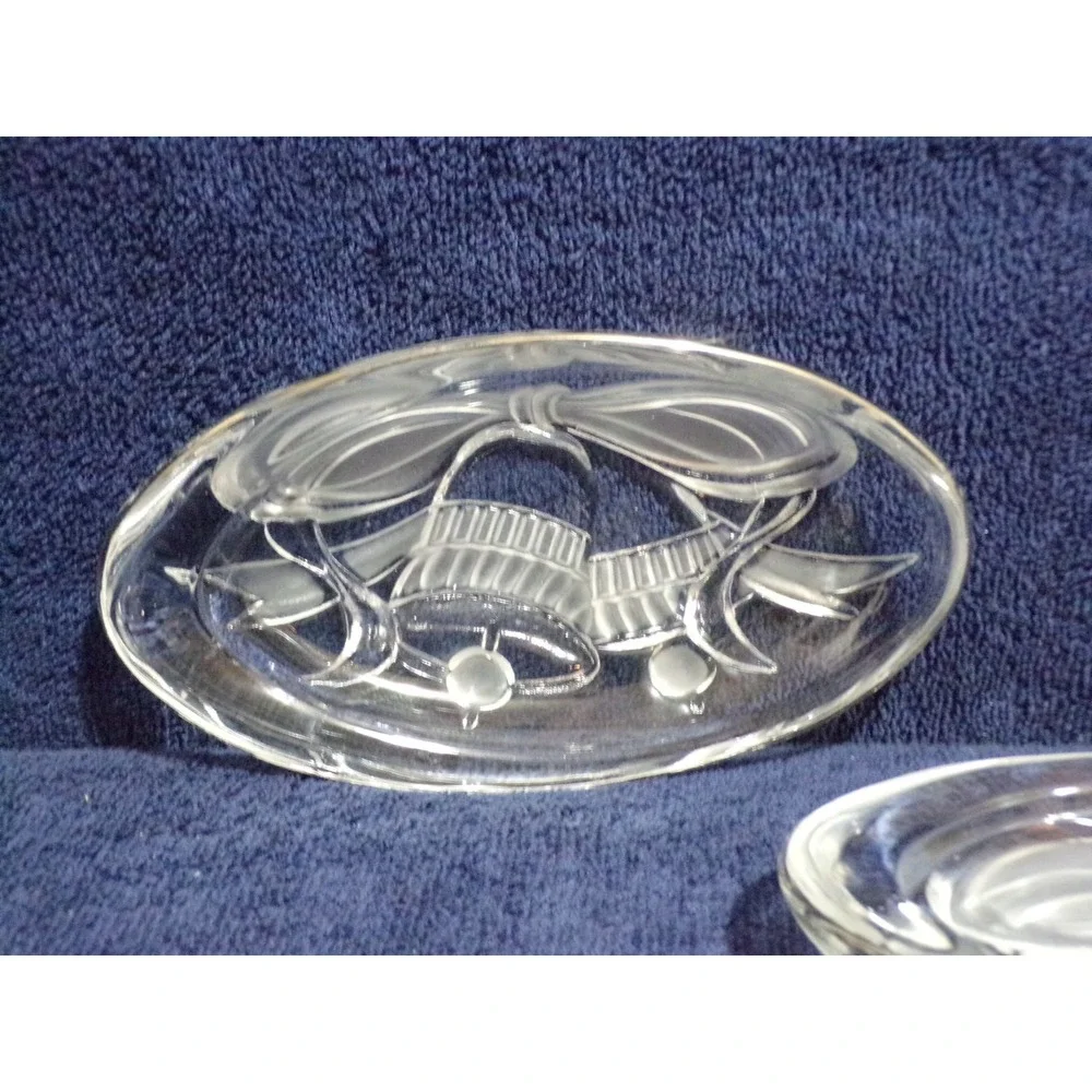 Mikasa Set of 2 Bells & Ribbons Oval Candy Plates Gold Trim Edge 7